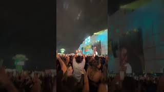 Não acredito que o Akon cantou isso no show 😭 humor memes shorts [upl. by Einohpets329]