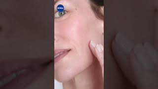 Hyaluronik Asit içeren Yeni NIVEA Cellular Expert Filler Dolgunlaştırıcı Serum [upl. by Kir816]