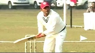 Akhilesh Yadav Man of the Match in bureaucrats vs SP ministers T20 [upl. by Ticon]