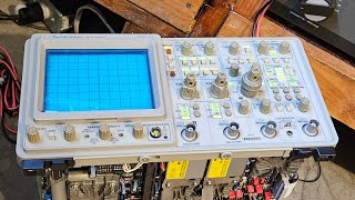 Trying to fix tektronix 2465b 400mhz oscilloscope [upl. by Chud]