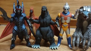 Bandai Vinyls A Start To Godzilla Collecting [upl. by Rexford734]