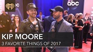 Kip Moore Fan Reactions to quotMore Girls Like Youquot  CMA Red Carpet Interview [upl. by Rosie]