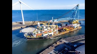 Saipem 3000 Sailing into Blyth Nov 21 [upl. by Aitret]