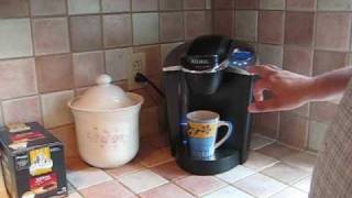 Keurig B60 Demo [upl. by Darleen]