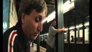 Soffiata di naso in subway a New York [upl. by Kano]