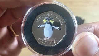 RARE ERROR COIN NORTHERN ROCKHOPPER PENGUIN 50p COIN  FALKLANDS POBJOY MINT [upl. by Arne]