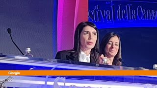 SanremoGiorgia quotBaudo ci fece cambiare inciso E Poi aveva ragionequot [upl. by Gilud]