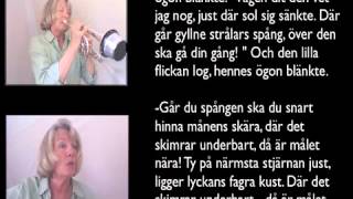 Vid en väg på en sten sjung med [upl. by Econah]