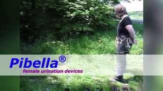 Pibella woman can now pee with harness  Frau pinkelt mit Klettergurt [upl. by Eicarg]