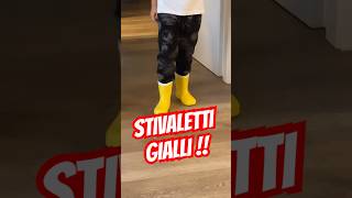 STIVALETTI GIALLI ANTIPIOGGIA TUTORIAL CALCIO youtubeshorts perte shorts [upl. by Croteau]