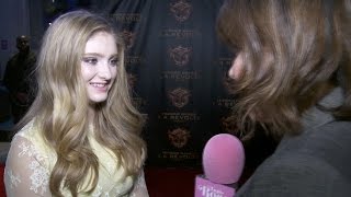 Willow Shields Primrose Everdeen presents Hunger games The Mocking Jay in Montreal [upl. by Fasta]