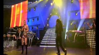 Shakira  Hips Dont Lie Live in Paris Starfloor Night 2009 hd [upl. by Lemaceon98]