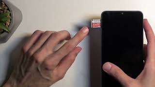 Comment Insérer une Carte SIM dans le REDMI 13C – Guide Facile [upl. by Neenej]