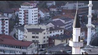 Srebrenica Umjesto Trga bratstva i jedinstva bit će Trg 9 januara [upl. by Kaule532]