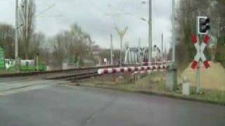 BahnübergangLevel crossing Beuststraße Erkner [upl. by Fanchon]