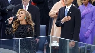 BEYONCÉ CANTA O HINO DOS ESTADOS UNIDOS NA POSSE DE OBAMA [upl. by Meldoh]