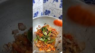 Muttai pirattal  Bachelor friendly recipe trending shorts AaranSamayal [upl. by Eesdnyl]