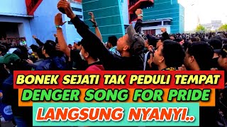 BONEK SEJATI TAK PEDULI TEMPAT DENGER SONG FOR PRIDE LANGSUNG NYANYI  SURABAYA 730 GAME STADION GBT [upl. by Ettesil588]