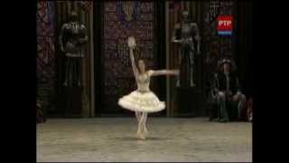 Natalia Osipova in quotLa Esmeraldaquot Highlight Scenes from Bolshoi debut [upl. by Gnoh]