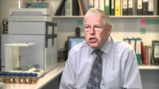 Manuka Honey For Wound Care With Prof Peter Molan [upl. by Atirhs]