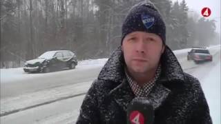 Live news photobombed by a drifting Volvo 740 [upl. by Cloutman969]