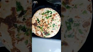 बिना तंदूर के बनाए टेस्टी नान recipe brishtihomekitchen cooking easyrecipe food foodblogg [upl. by Mosira]