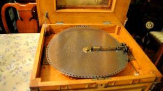 155quot Regina Music box plays quotAdeste Fidelisquot [upl. by Aidin]