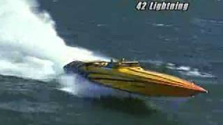 Powerboat tests the Fountain 42 Lightning [upl. by Cahn]