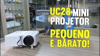 UC28  Mini Projetor Portátil E Barato [upl. by Tuhn]