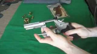 Smith amp Wesson 625 JM 45 ACP Revolver Full Review Part 2 [upl. by Adialeda]