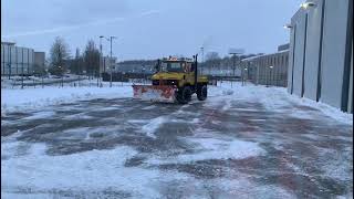 Unimog 1200 winter sneeuwschuif [upl. by Mala798]