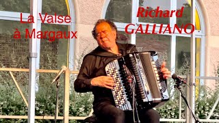 Richard GALLIANO La Valse à Margaux accordéoniste concert d’accordéon au Domaine StJoseph de LYON [upl. by Imekawulo]