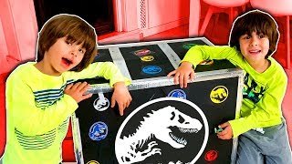 LA CAJA MISTERIOSA DE LAS 12 SORPRESAS DE JURASSIC WORLD Juguetes y cosas chulas para DANI y EVAN [upl. by Dorothea]