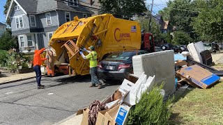 Capitol Mack LR McNeilus Packing a Huge Bulk Pile at Allston Christmas [upl. by Ssor]