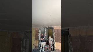 Decken Gipsputz handwerk diy shortsvideo regen baustelle [upl. by Hedvah841]