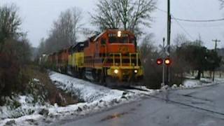 PW 2314 freight train crossing at Roberts Oregon 122608 [upl. by Ytak]