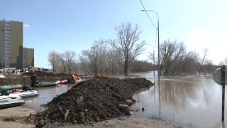 Russian Floods Live shot from Orenburg in Russias flood zone [upl. by Kobylak]