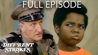 Diffrent Strokes  The Bank Job  S3EP1  FULL EPISODE  Classic Tv Rewind [upl. by Ynnek]