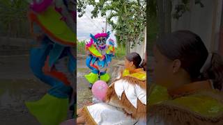 A este niño le encanta el carnaval 🎭🤣🎈🦹‍♀️🎊 carnaval carnavalbonao fiesta shorts humor [upl. by Beata]