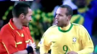 BrazilIvory Coast 31 Second Goal The Referee talks to Luis Fabiano [upl. by Darnall]