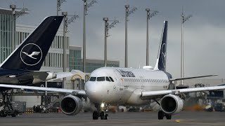 Lufthansa stoppt ab Montag alle Flüge nach Kiew und Odessa  AFP [upl. by Spatz558]