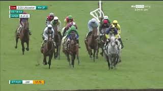 INCREDIBLE PERFORMANCE Beauport wins the Midlands Grand National at Uttoxeter [upl. by Leora]