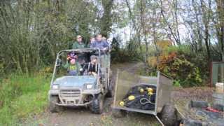 Anglers Paradise Netting 2012 Koi lake [upl. by Florina]