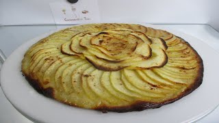 Tarte levée aux pommes cannelle et miel  recette de tarte [upl. by Mloclam]