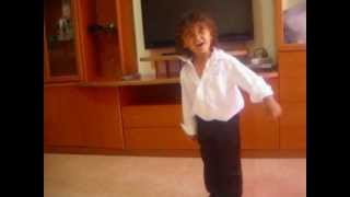 niño gitano bailando flamenco [upl. by Suivatnod898]