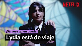 El chuminero de Lydia Lozano llega a Nevermore  ¡Sálvese quien pueda  Netflix España [upl. by Trocki]