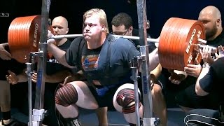 Equipped vs Raw Powerlifting [upl. by Brogle404]