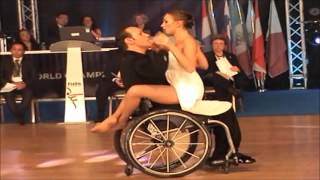 WHEELCHAIR DANCE DA TOKYO A ROMA [upl. by Essy626]