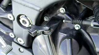 08 zx10r clutch cable return problems removal of the push rod [upl. by Giustina]