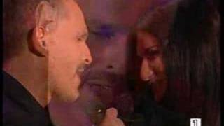 Laura Pausini  Especial Miguel Bosé Te Amaré [upl. by Stallworth]